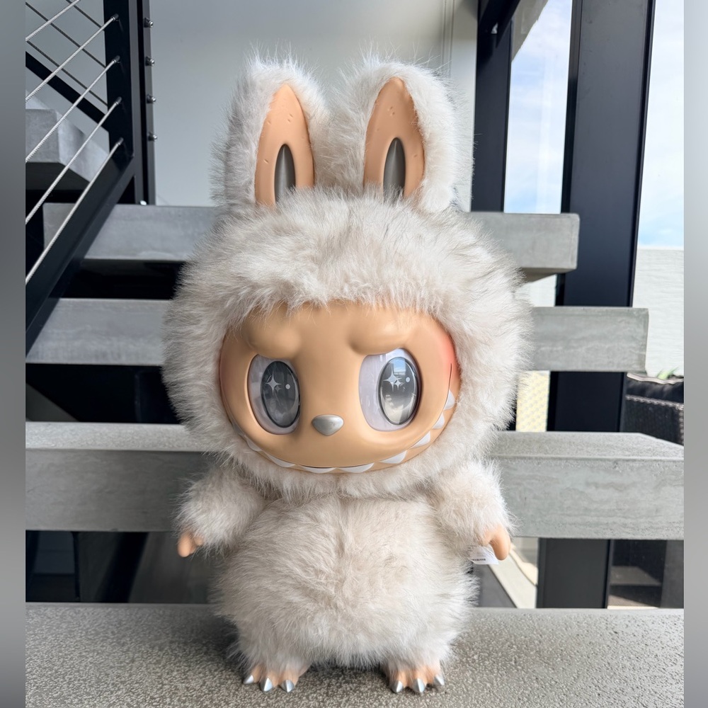 POP MART - LABUBU ZIMOMO - Angel in Clouds w/Card Stand & Tote